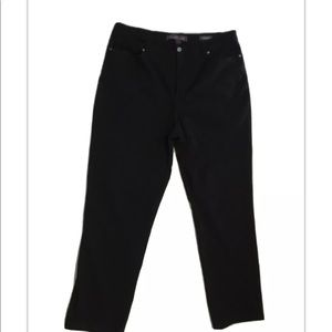 Gloria Vanderbilt Amanda Womens Size 16 Average Black Jeans